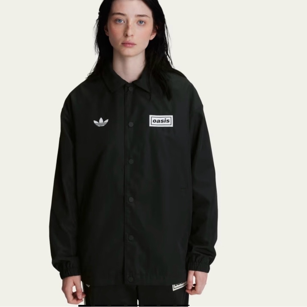 Authentic Adidas x Oasis Live ‘25 Coach Jacket Small
